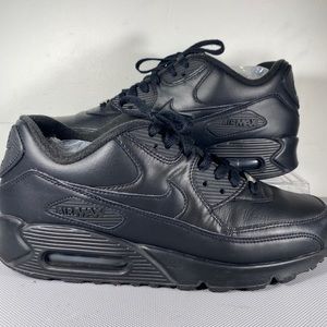Nike Air Max M90 Men’s 8.5 Triple Black Leather Sneaker Shoes 302519-001